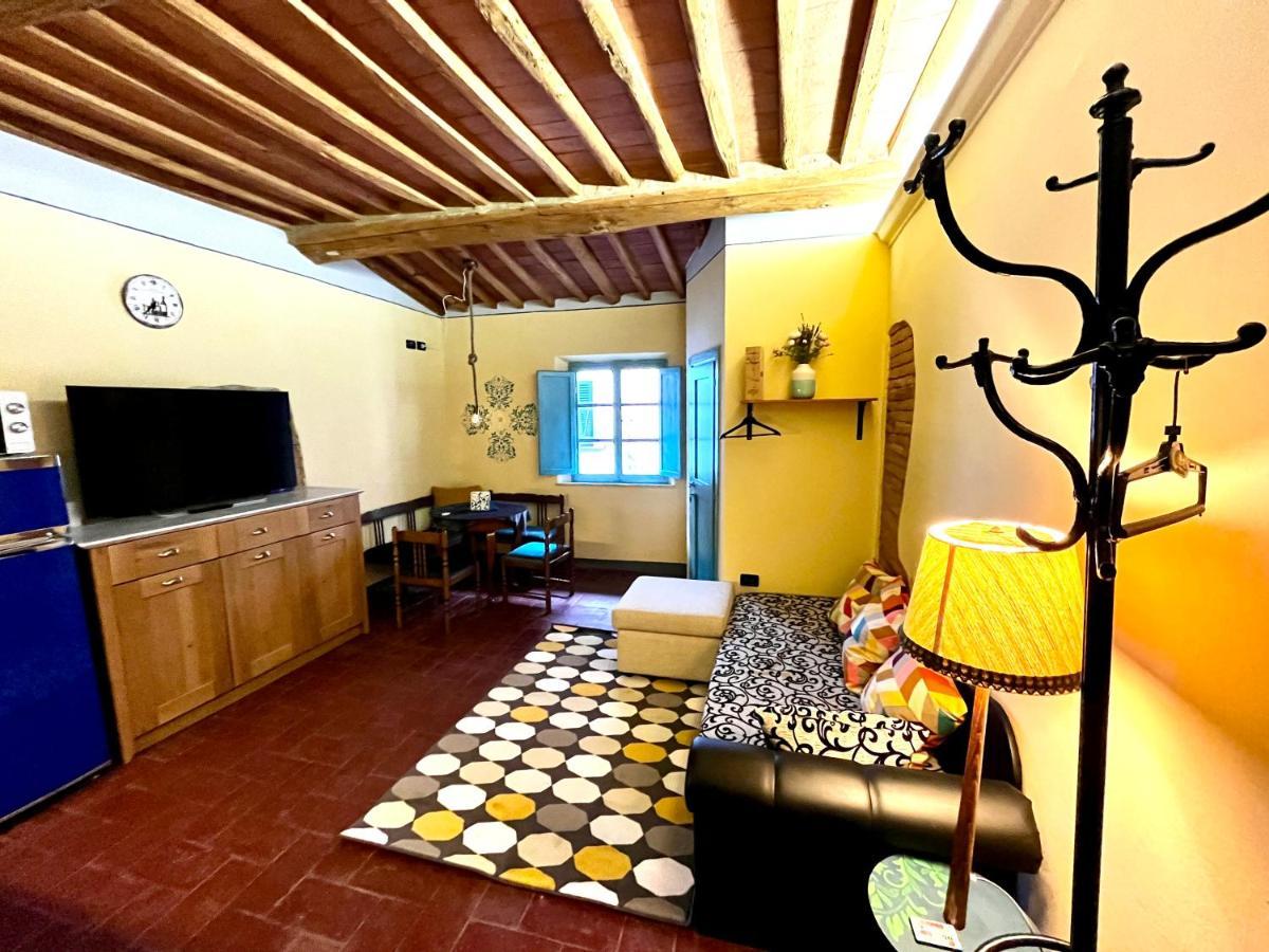 Turquoise Rose Apartment Peccioli ภายนอก รูปภาพ